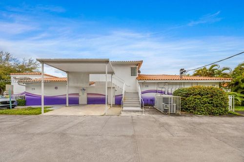 49W W 49th St, Hialeah, FL, 33012-3709 | Card Image