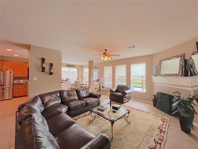 19314 Camellia Bend Cir, House other with 4 bedrooms, 4 bathrooms and 2 parking in Spring TX | Image 6