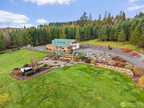 222 Volcano Ln, Chehalis, WA, 98532-8483 | Card Image