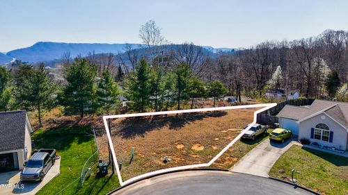 1534 Harmony Ridge Dr, Kingsport, TN, 37665-1475 | Card Image