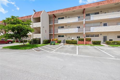 105-811 S Hollybrook Dr, Pembroke Pines, FL, 33025 | Card Image