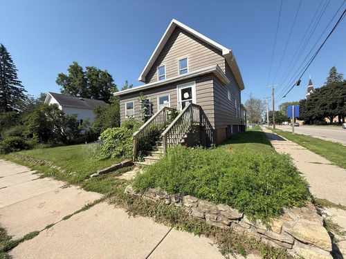 615 Superior Avenue, Oconto, WI, 54153 | Card Image
