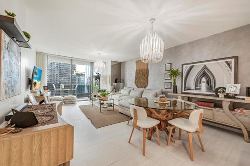 unit-4214-1000 Brickell Plz, Miami, FL, 33131-3872 | Card Image