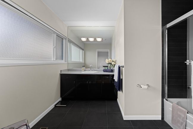 905 Greenwood Rd, House other with 4 bedrooms, 3 bathrooms and 4 parking in West Vancouver BC | Image 20