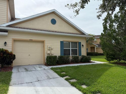 8916 Iron Oak Ave, TAMPA, FL, 33647-2999 | Card Image