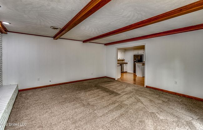 204 Turtle Creek-37 | Image 37