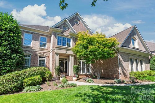 25017 Stonekirk Ln, Fort Mill, SC, 29707-6326 | Card Image