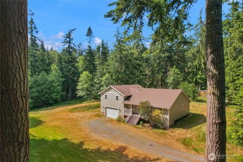 2130 Teronda Dr, Coupeville, WA, 98239-4303 | Card Image