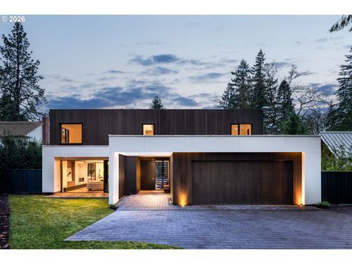 1120 S Military Rd, Portland, OR, 97219-8719 | Card Image