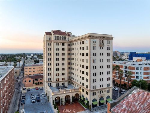301-315 W 3rd St, Long Beach, CA, 90802-3008 | Card Image