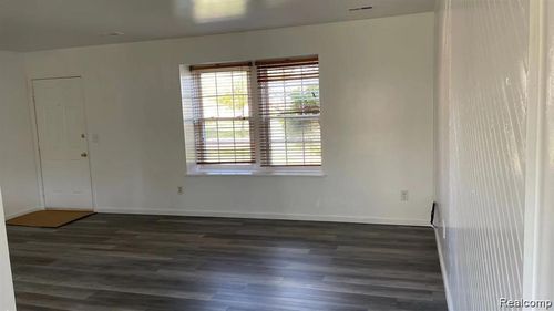 24395 Surfside Rd, Novi, MI, 48374-3074 | Card Image