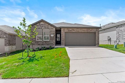 10333 Bridgton Ml, San Antonio, TX, 78254-2694 | Card Image