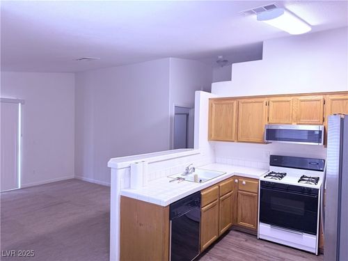 unit-2035-2110 Los Feliz St, Las Vegas, NV, 89156-8018 | Card Image