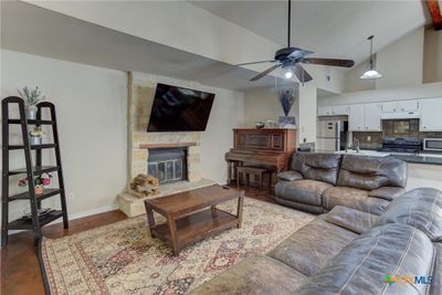 754 Briarbend Drive, House other with 2 bedrooms, 2 bathrooms and null parking in New Braunfels TX | Image 2