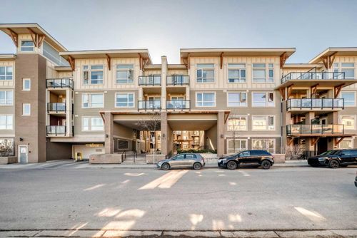 204-707 4 St Ne, Calgary, AB, T2E3S7 | Card Image