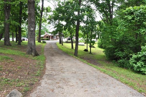 2695 E Rock Creek Rd, Arnold, MO, 63010-3654 | Card Image
