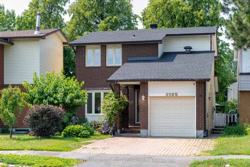 3085 Uplands Dr, Ottawa, ON, K1V9T6 | Card Image