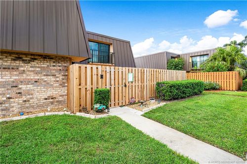 5802 Se Windsong Ln, Stuart, FL, 34997-8209 | Card Image