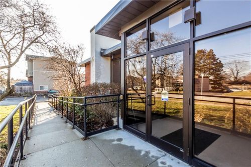 6-275 Lawrence Ave, Kitchener, ON, N2M1Y3 | Card Image