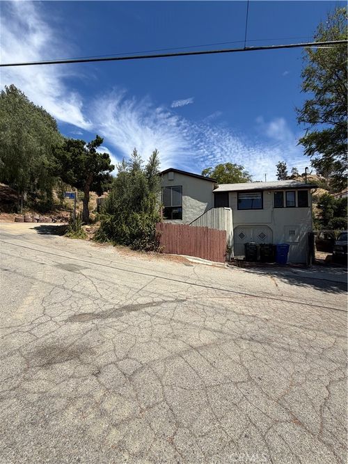 7157 Leota Ln, Canoga Park, CA, 91304-1036 | Card Image