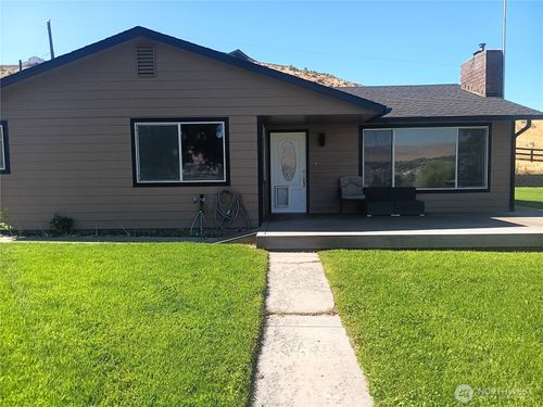 260 Adobe Way, Selah, WA, 98942-9081 | Card Image
