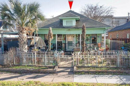 512 W 7th St, Dallas, TX, 75208-4730 | Card Image