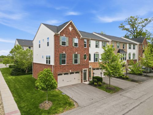 2305 Pointe View Dr, Mars, PA, 16046-8930 | Card Image