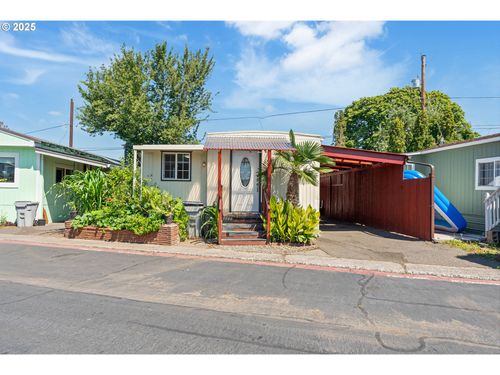 7-8951 Se Fuller Rd, Happy Valley, OR, 97086-3650 | Card Image