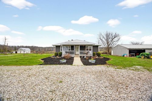11267 E Main St, Owensburg, IN, 47453-8221 | Card Image