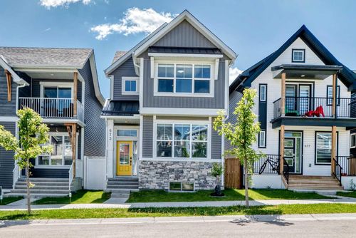 673 Livingston Way Ne, Calgary, AB, T3P1N8 | Card Image