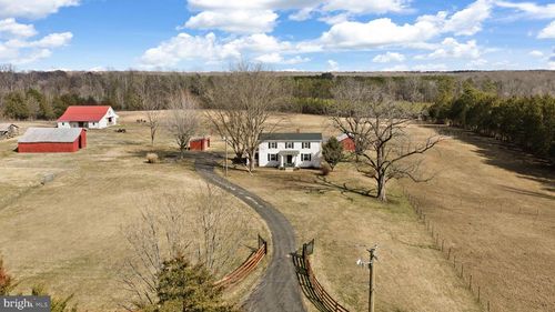 1815 Country Rd, BEAVERDAM, VA, 23015-9567 | Card Image