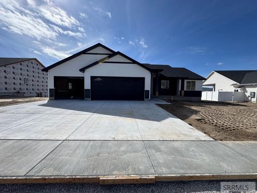 3013 Dewinter Dr, Pocatello, ID, 83204-1004 | Card Image