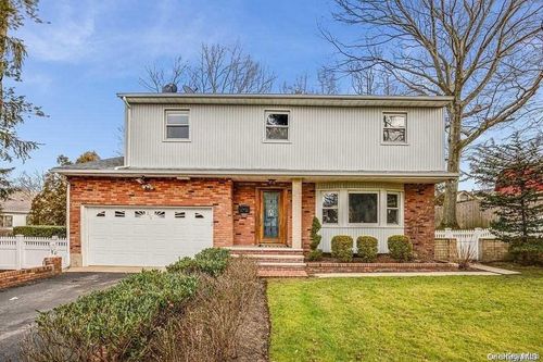 254 Haypath Rd, Old Bethpage, NY, 11804-1432 | Card Image