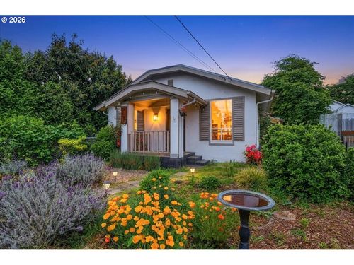 1023 B St, Washougal, WA, 98671-2235 | Card Image