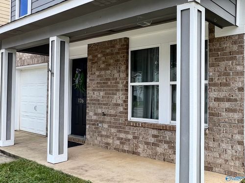 126 Sedgewick Dr, Owens Cross Roads, AL, 35763-7802 | Card Image