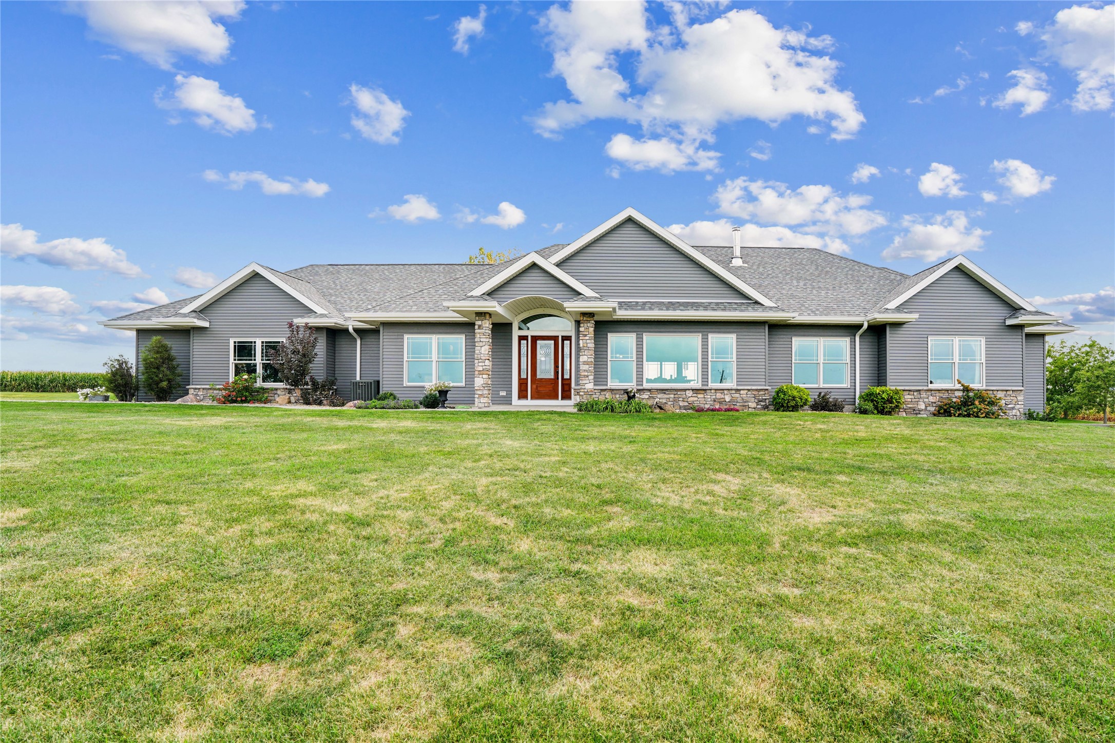 70th St, Grinnell, IA 50112