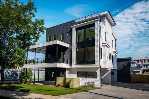 160 Holtzclaw St Se, Atlanta, GA, 30316-1412 | Card Image