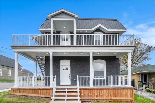 400 Water St, Plantagenet, ON, K0B | Card Image