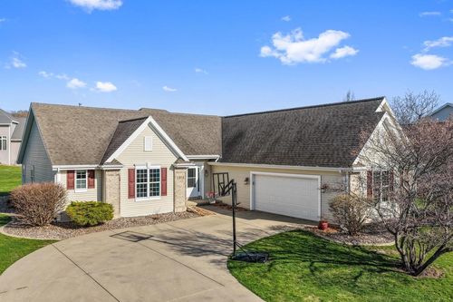 2976 Durham Road Road, GREEN BAY, WI, 54311 | Card Image