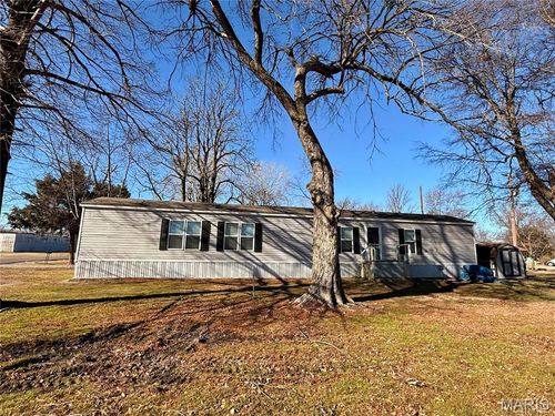 106 W Railroad St, Gideon, MO, 63848-9110 | Card Image