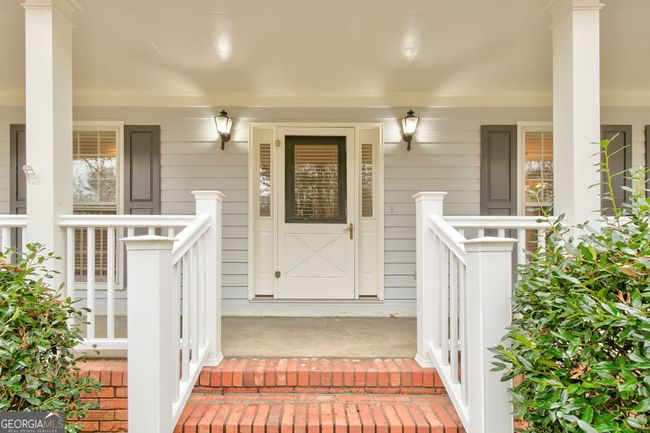 7070 Glenridge Dr, House other with 4 bedrooms, 3 bathrooms and null parking in Atlanta GA | Image 7