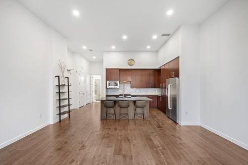 apt-507-4820 Caroline St, Houston, TX, 77004-5673 | Card Image