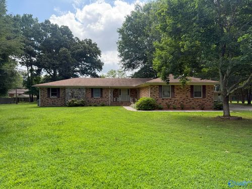 304 Poplar St, Athens, AL, 35611-4634 | Card Image