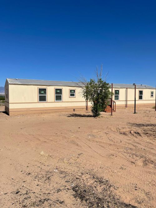78 James St, Belen, NM, 87002-8031 | Card Image
