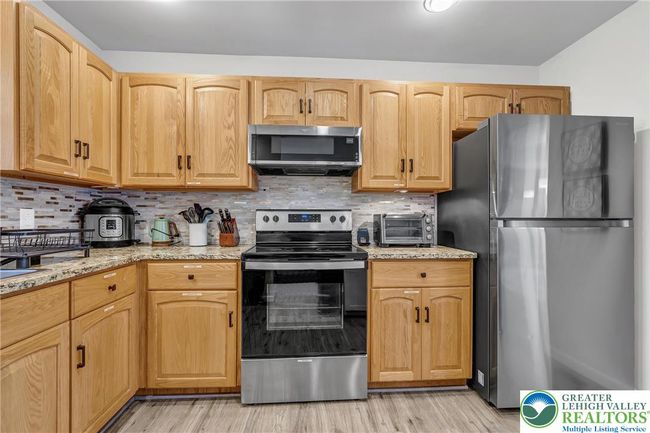 511 Lakeside Dr, House other with 4 bedrooms, 3 bathrooms and null parking in East Stroudsburg PA | Image 16