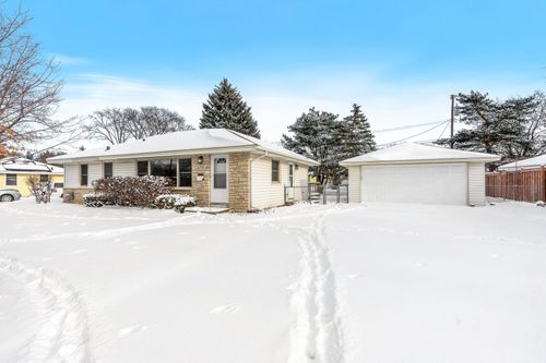 8331 Haeg Drive, Bloomington, MN, 55431 | Card Image