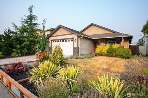 6235 Argyle St, Ferndale, WA, 98248-8995 | Card Image