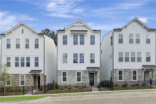 736 Auguste Ave, Scottdale, GA, 30079-3401 | Card Image