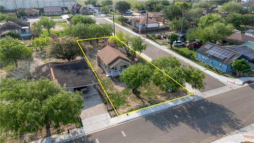 4002 N Salinas St, Edinburg, TX, 78541-6850 | Card Image