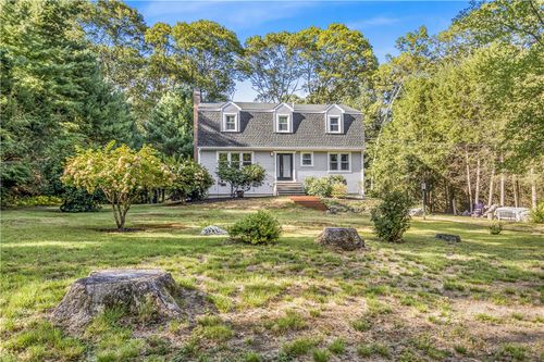 86 Conant Ln, Kingston, RI, 02881-1706 | Card Image